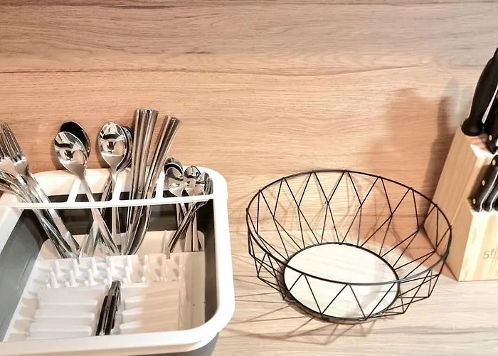 T2 Boheme - Balcon - Clim - Metro - Wifi 아파트 *