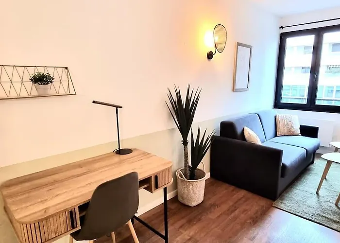 Διαμέρισμα T2 Boheme - Balcon - Clim - Metro - Wifi *